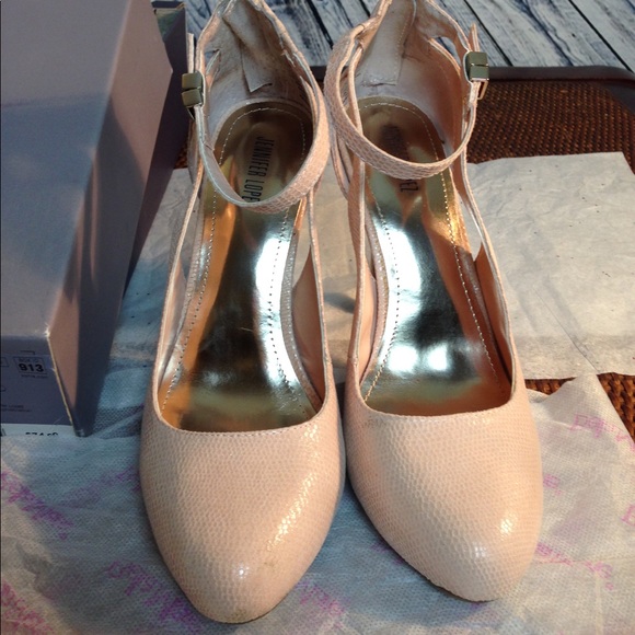 Blush Pink Jennifer Lopez Heels Size 8 Med. - Picture 1 of 8